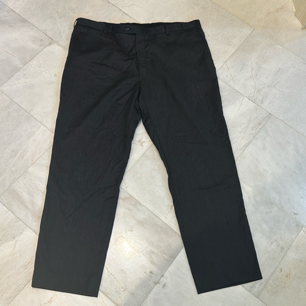 Men’s Jos. A. Bank charcoal slacks